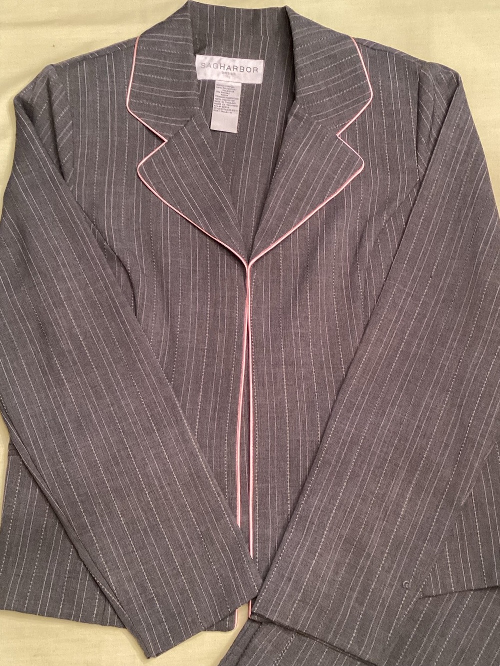 Sag Harbor Ladies Gray Pinstripe 2Pc Jacket and Pants Set Size 10